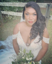 Load image into Gallery viewer, Wavy Bundle